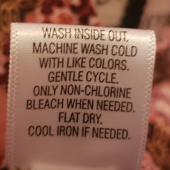 DANA Buchman Blouse size small - Picture 6 of 6